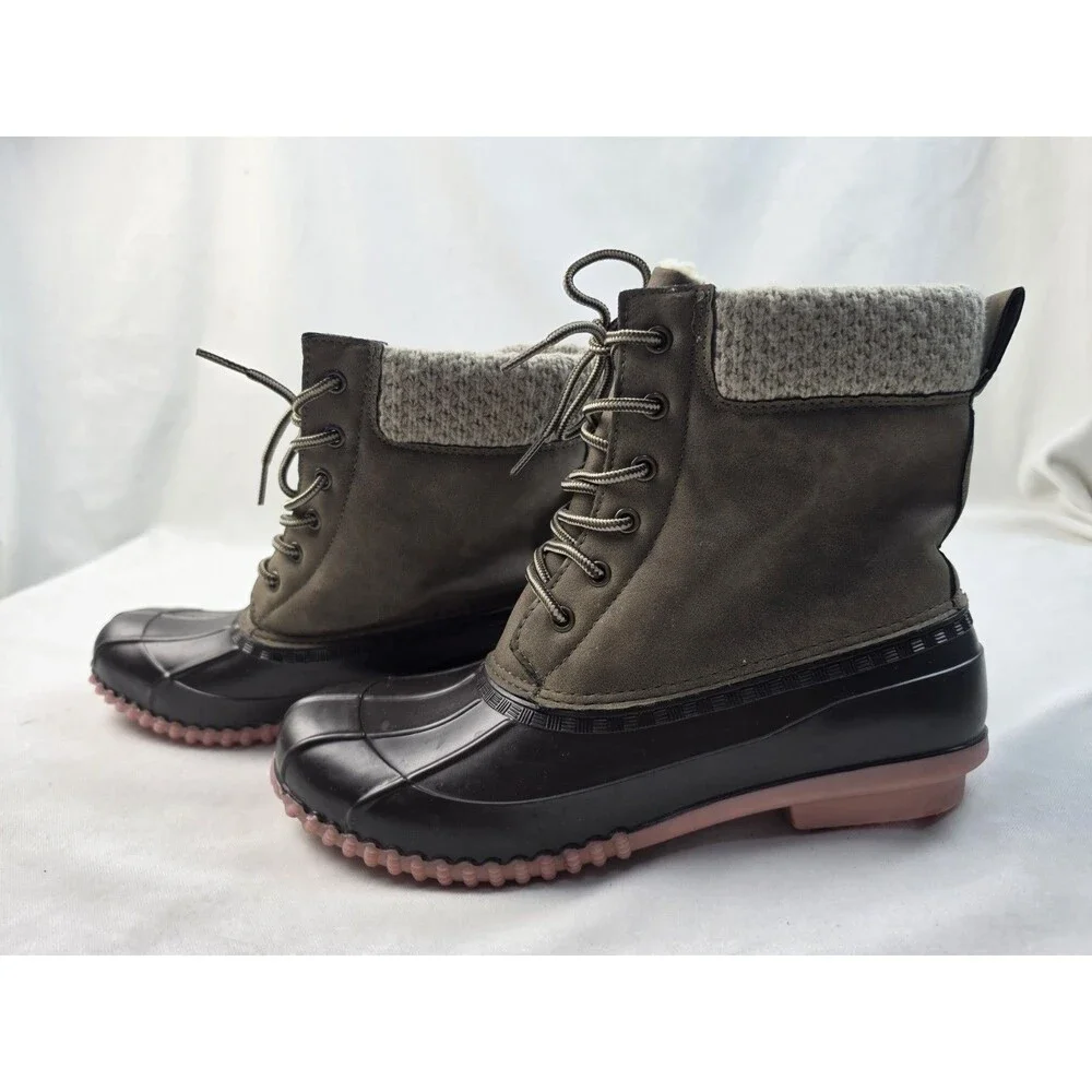 Women's Two Tone June Collar Knit Collar Duck Boots By Maurices. Size 11